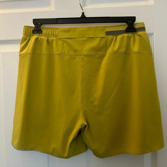 Lululemon Surge Lined Short 6"
Soleil - Picture 4 of 5